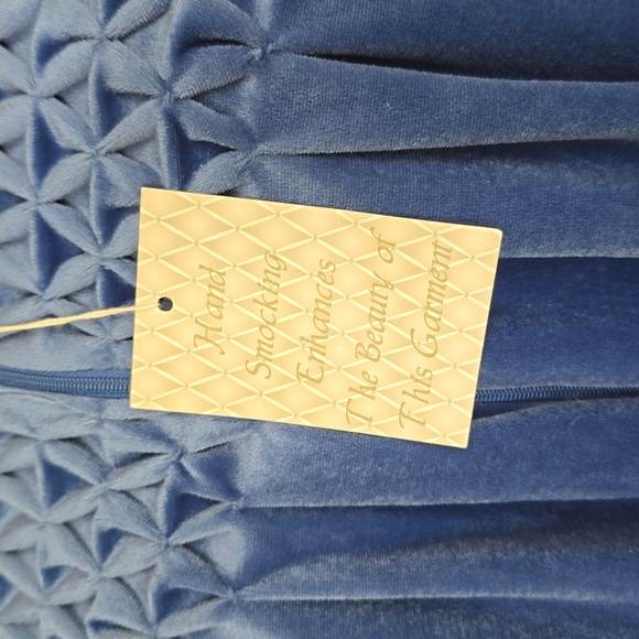 VintageSaybury Smocked Velvet Robe Sz L - Picture 4 of 7